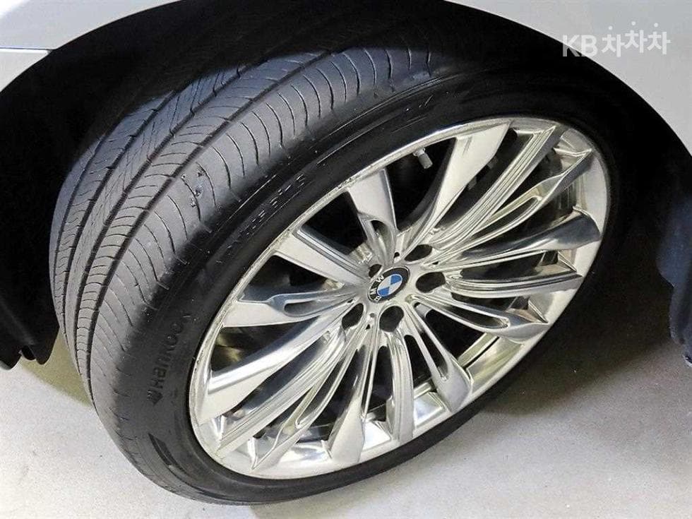 BMW Gran Turismo6 Series 640i xDrive Luxury Line - 20