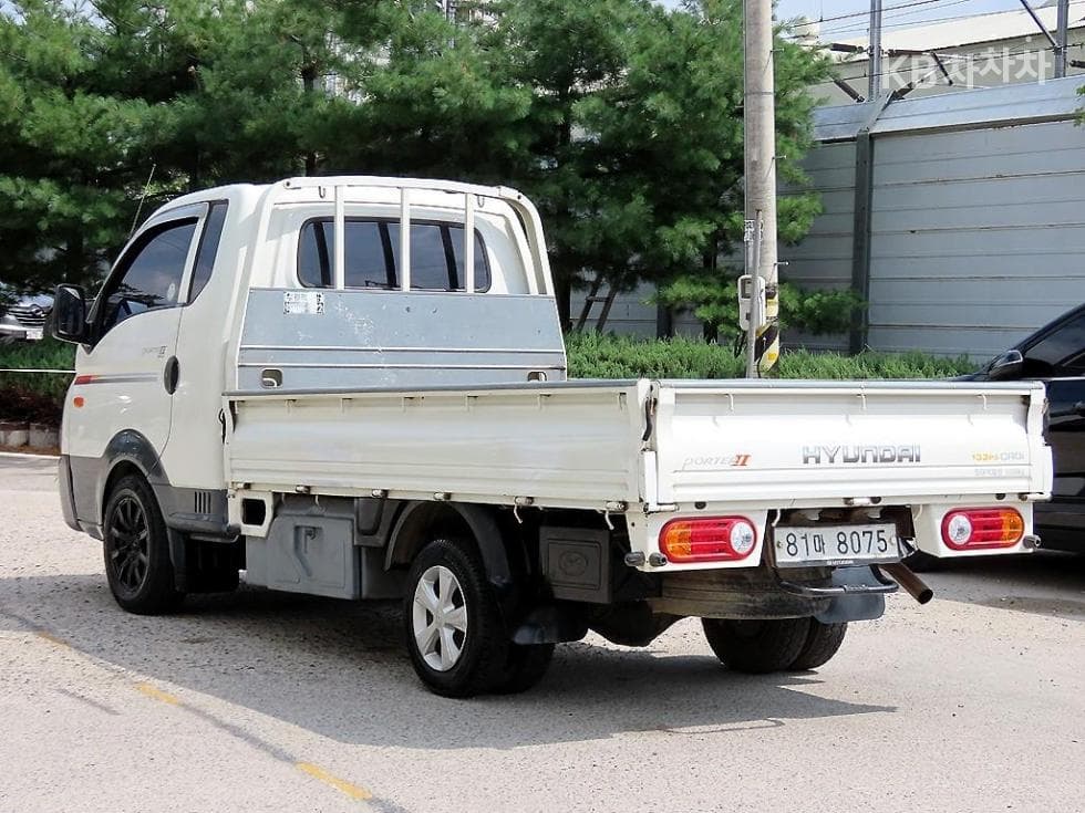 Хюндай Porter 2Удължено междуосие Super Cab CRDi DLX Стандартен - 3