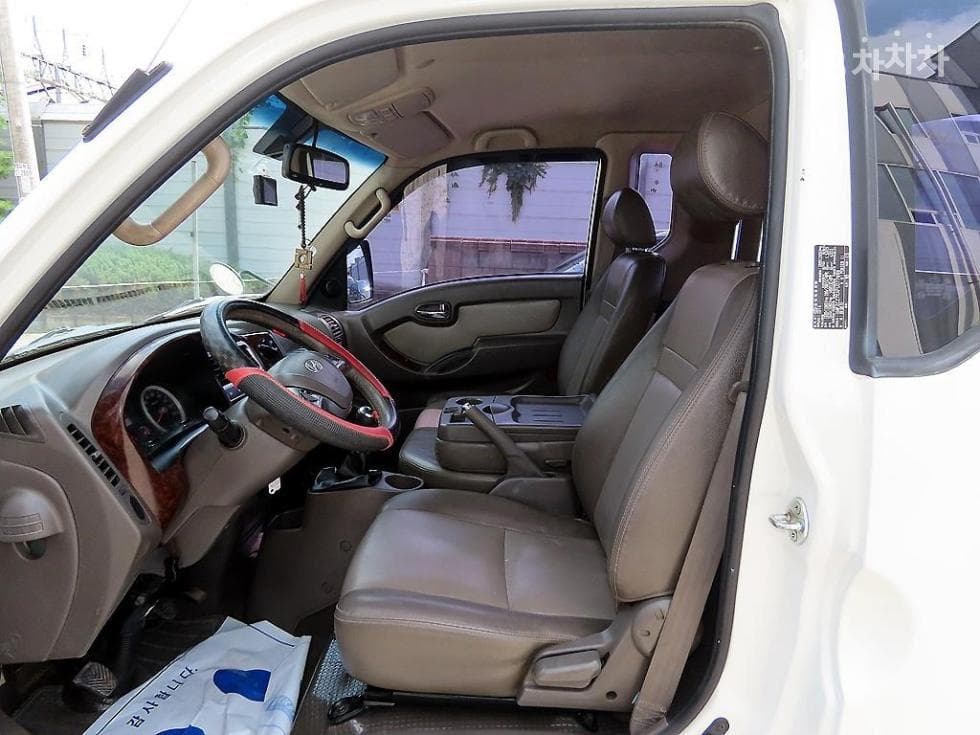 Хюндай Porter 2Удължено междуосие Super Cab CRDi DLX Стандартен - 6