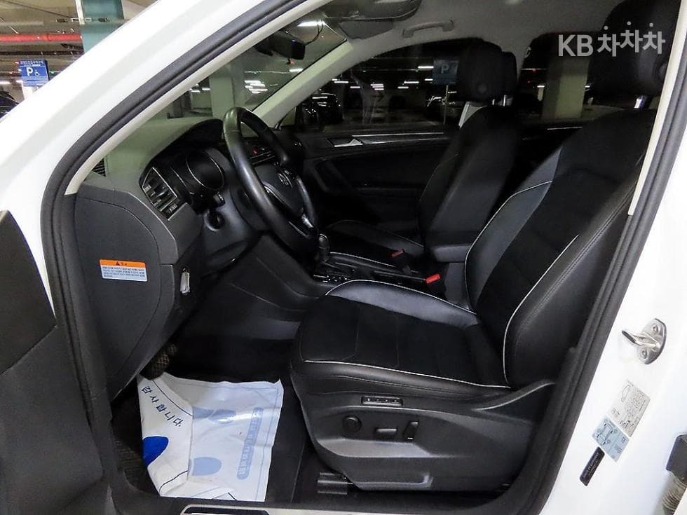 Volkswagen The New (фейслифт) Tiguan2.0 Турбо Дизел Инжекция Стандартен - 6