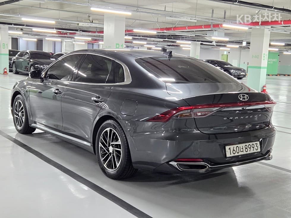 Хюндай The New (фейслифт) Grandeur (Azera)LPi 3.0 Рент-а-кар Premium - 10
