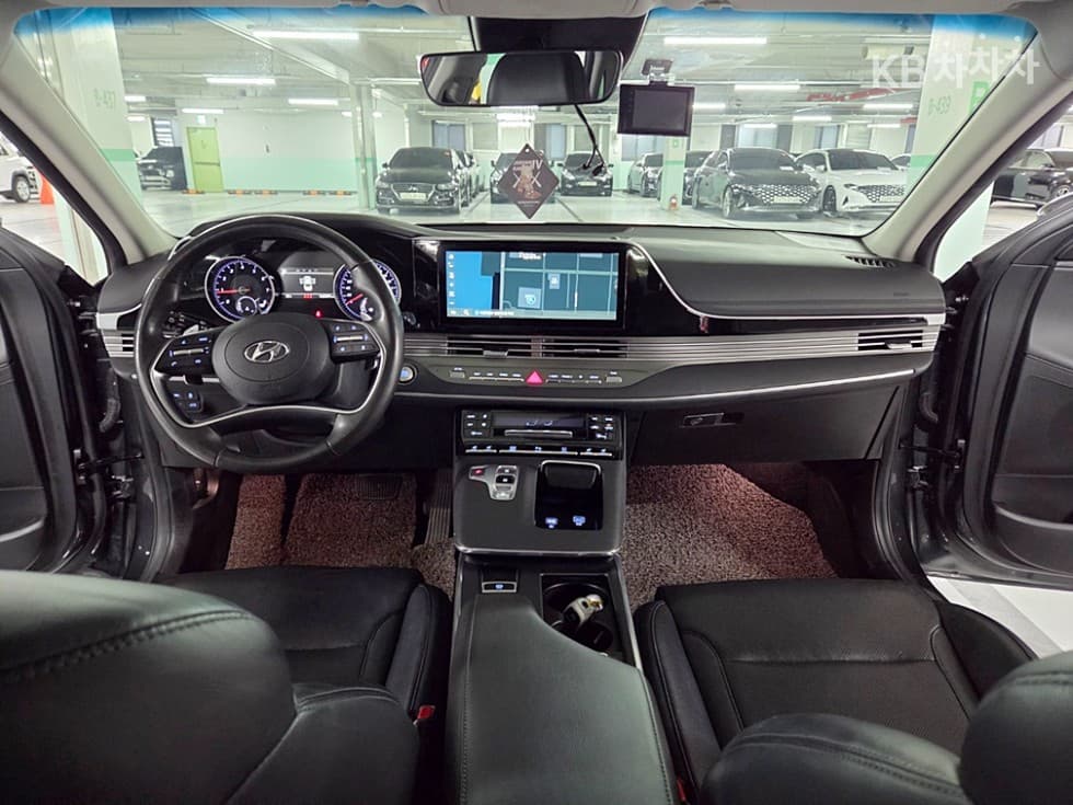 Хюндай The New (фейслифт) Grandeur (Azera)LPi 3.0 Рент-а-кар Premium - 16