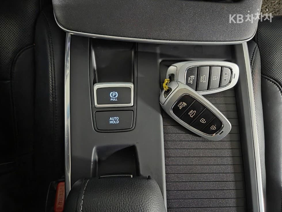 Хюндай The New (фейслифт) Grandeur (Azera)LPi 3.0 Рент-а-кар Premium - 21