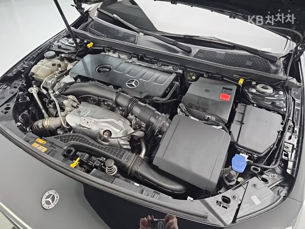 Mercedes-Benz A클래스(W177)A220 Hatchback Стандартен - 5