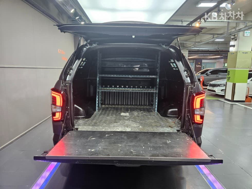 КейДжи Мобилити The New (фейслифт) Rexton 스포츠2.2 4x4 Noblesse - 26