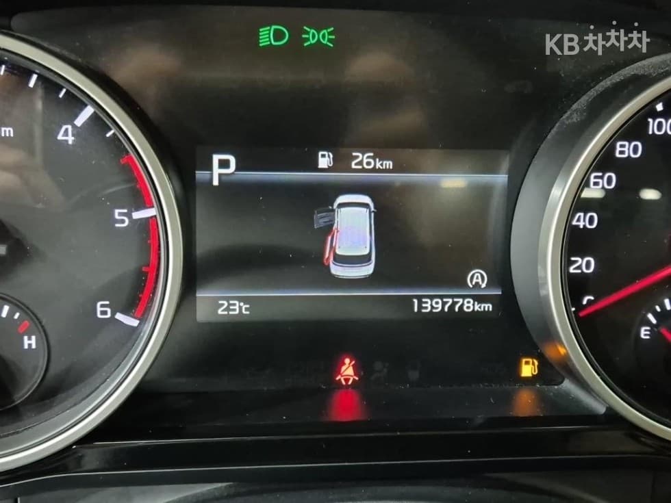 Kia Carnival 4th generationD2.2 9-seater Prestige - 5
