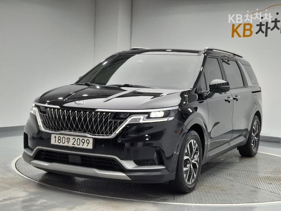 Киа Канивал 4-то поколение D2.2 9-местен Престиж - Image 1