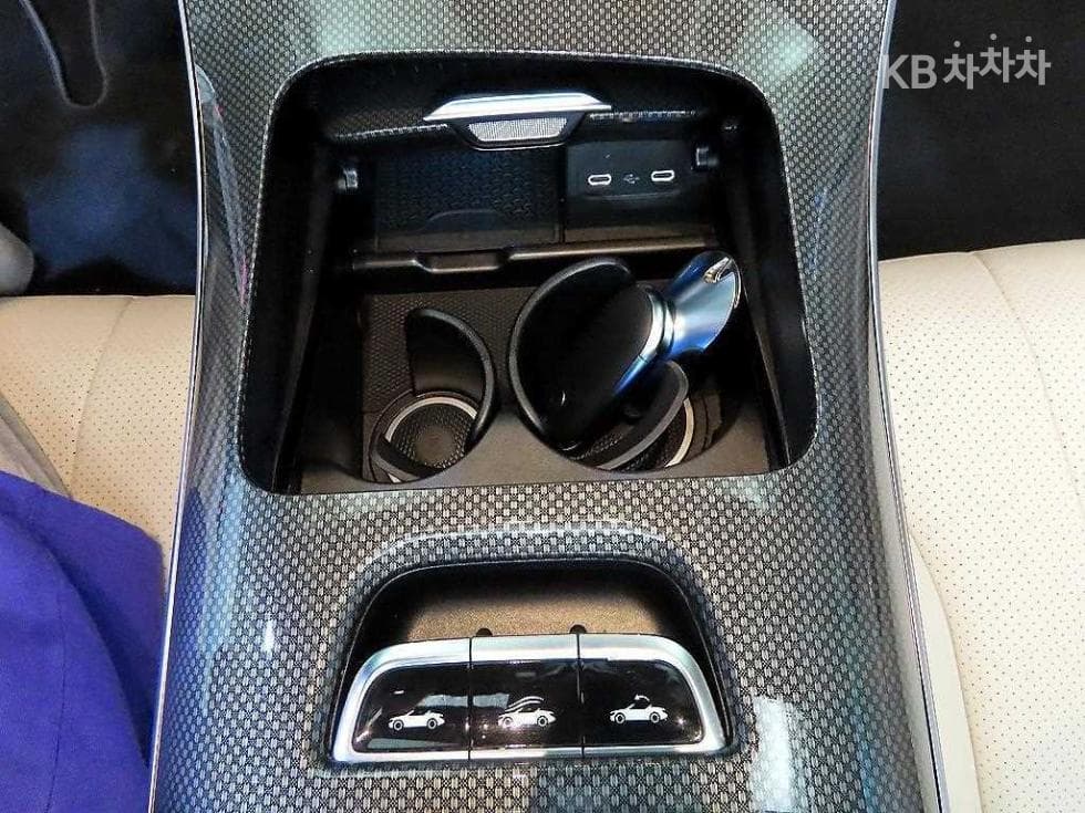 Mercedes-Benz CLE클래스 (C236)CLE 200 Cabriolet Стандартен - 15
