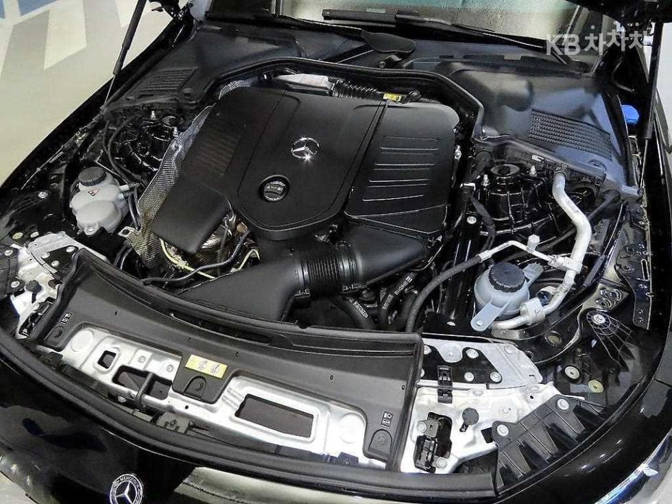 Mercedes-Benz CLE클래스 (C236)CLE 200 Cabriolet Стандартен - 19