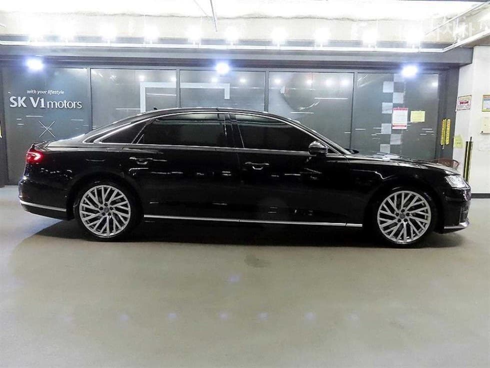 Ауди A8 (D5)50 Турбо Дизел Инжекция Quattro LWB - 3