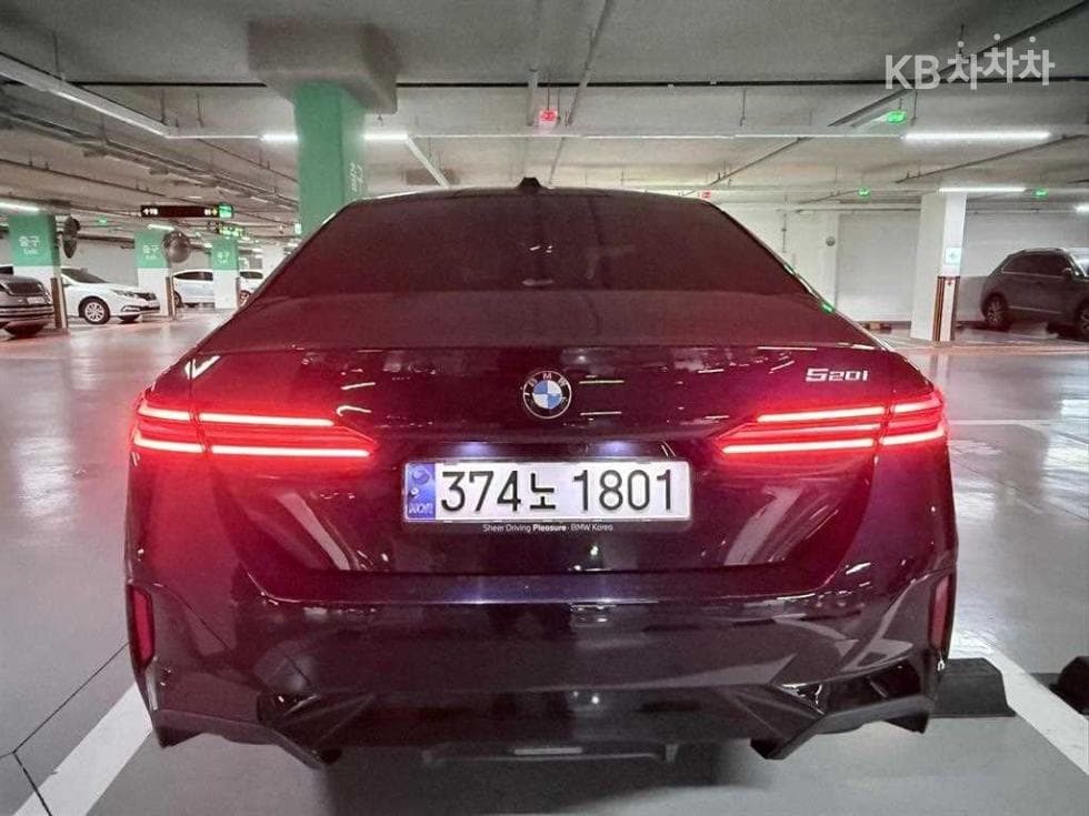 BMW Нов5 Серия(G60)520i M Sport - 9
