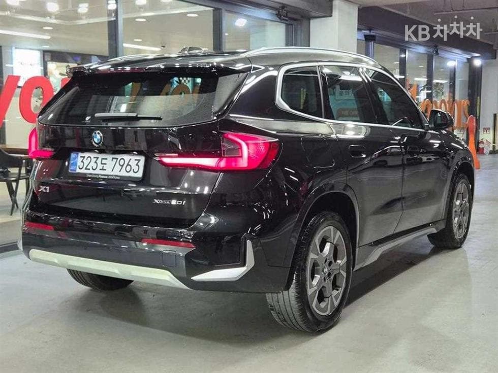 BMW X1(U11)sDrive20i xLine - 4