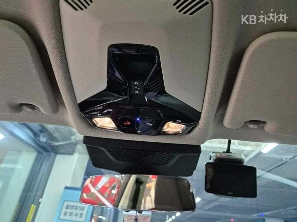 BMW X1(U11)sDrive20i xLine - 14