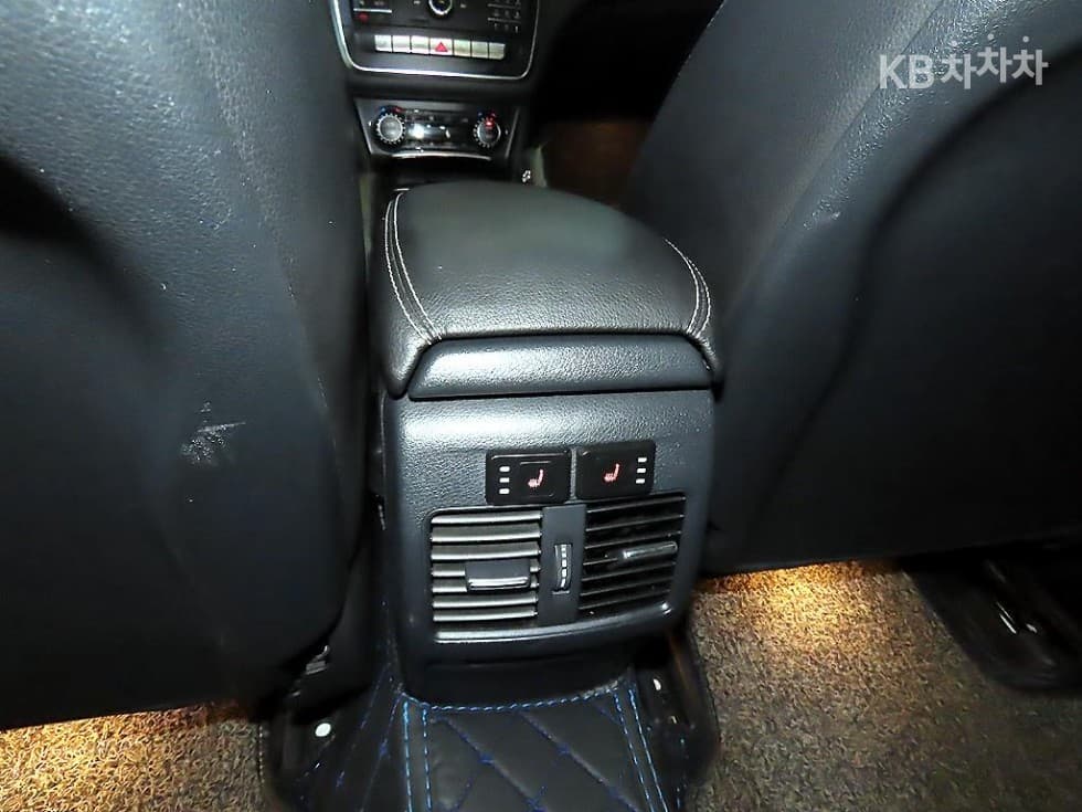Mercedes-Benz CLA클래스CLA250 4Matic C117 - 16
