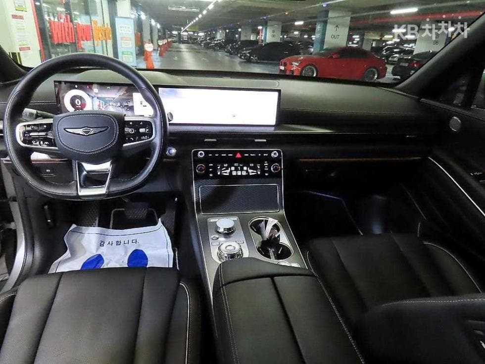 Дженезис GV80 COUPE2.5L бензин Турбо AWD Стандартен - 10