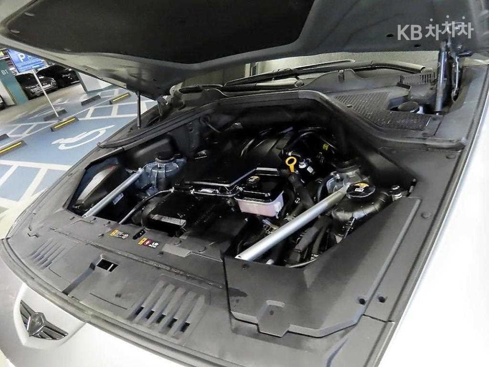 Дженезис GV80 COUPE2.5L бензин Турбо AWD Стандартен - 19