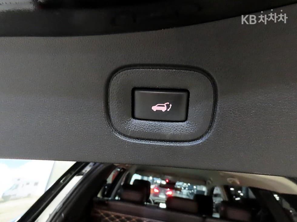 Рено Корея The New (фейслифт) QM61.7 dCi 2WD RE - 16