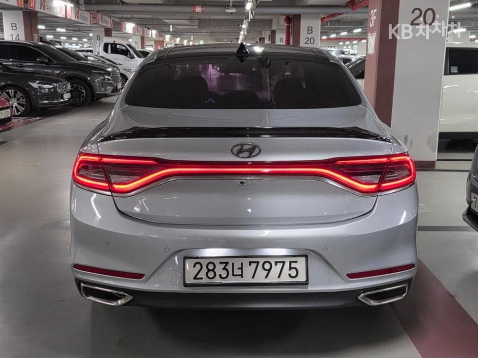 Хюндай Grandeur (Azera)IGДизел 2.2 Premium Специал (специален признак/издание) - 5