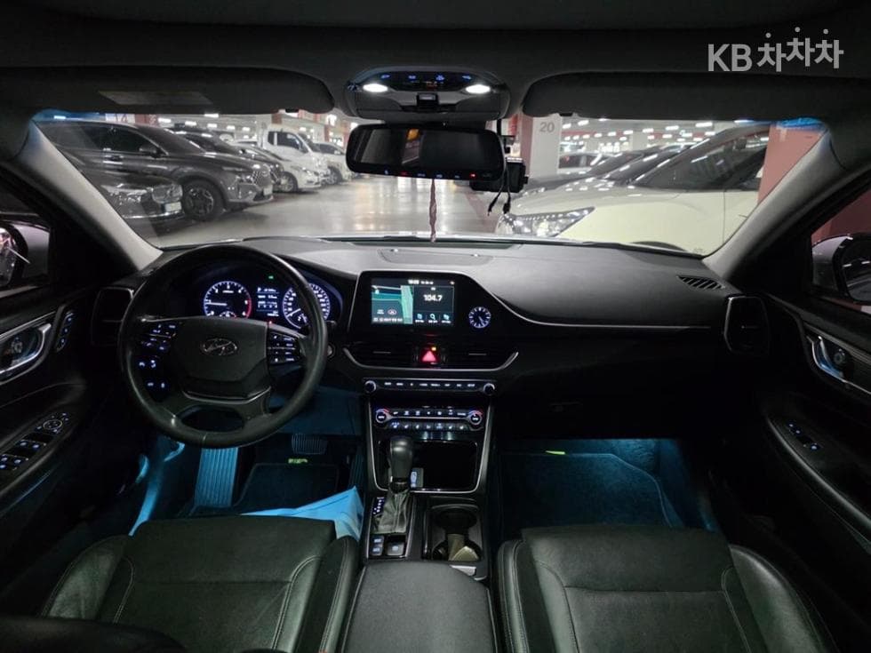 Хюндай Grandeur (Azera)IGДизел 2.2 Premium Специал (специален признак/издание) - 9