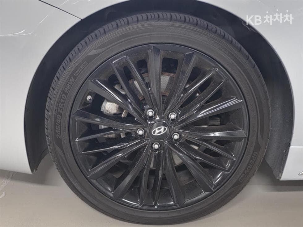 Хюндай Grandeur (Azera)IGДизел 2.2 Premium Специал (специален признак/издание) - 18