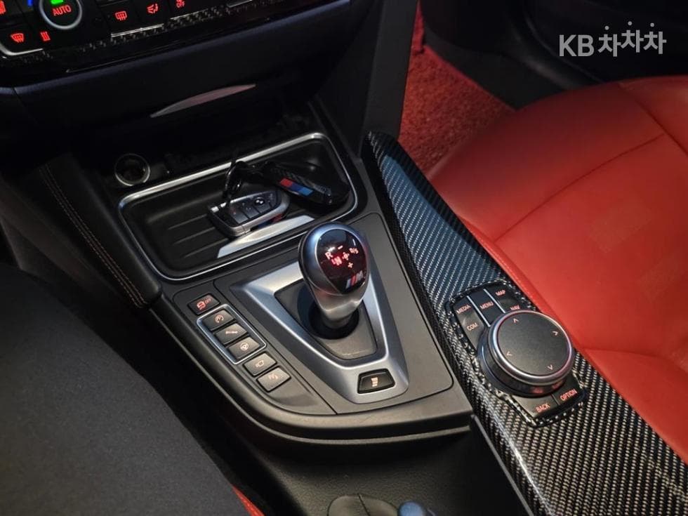 BMW M시리즈M3 Седан Competition F80 - 15