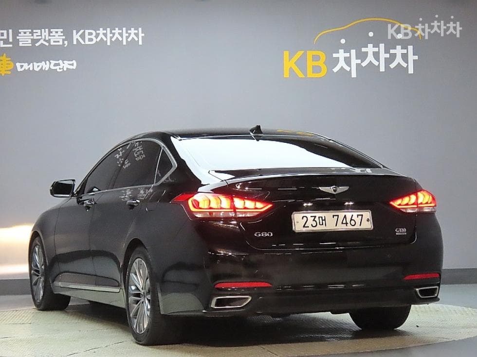 Хюндай ДженезисDHG330 Modern AWD Стандартен - 4