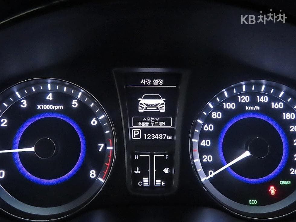 Хюндай Grandeur (Azera)HGHG240 Лукс - 8
