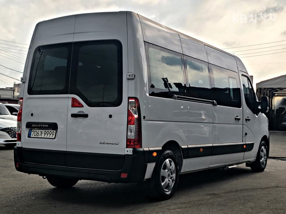 Renault Korea New 마스터 버스15-seater Standard - 3