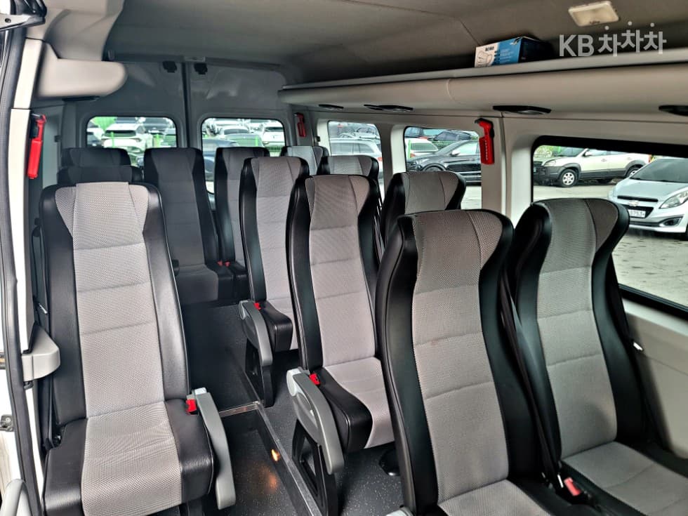 Renault Korea New 마스터 버스15-seater Standard - 17