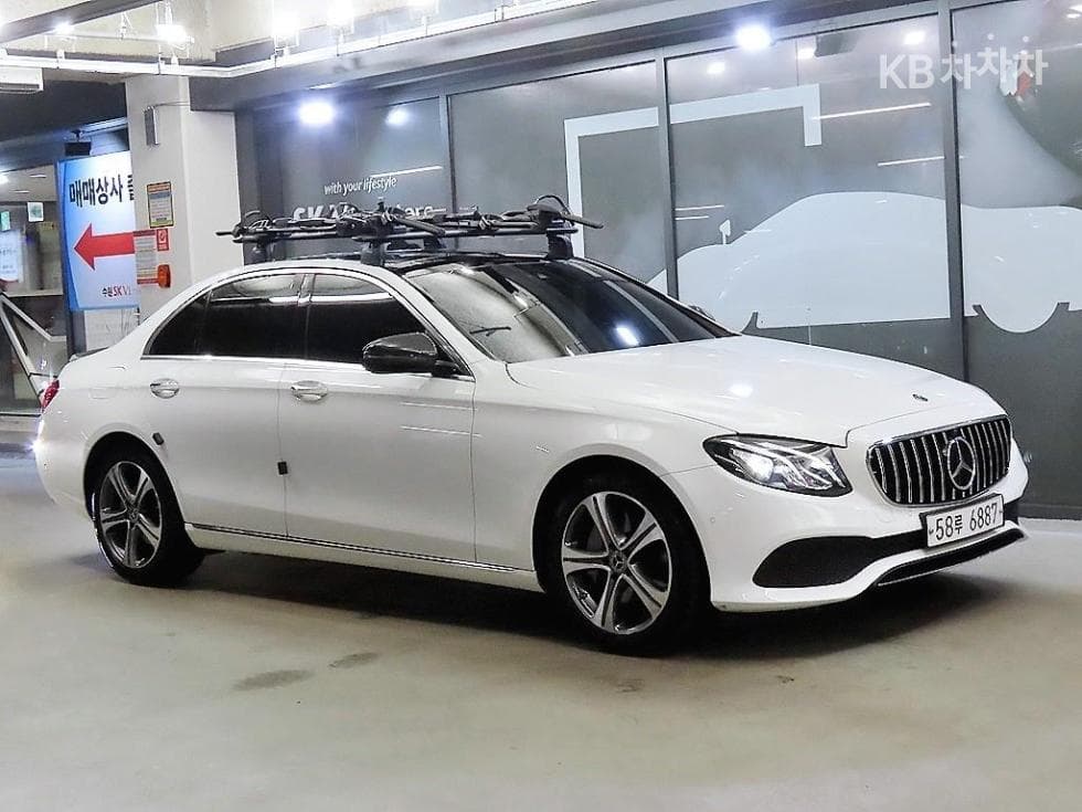 Mercedes-Benz E-Клас (W213) E300 Avantgarde - Image 1