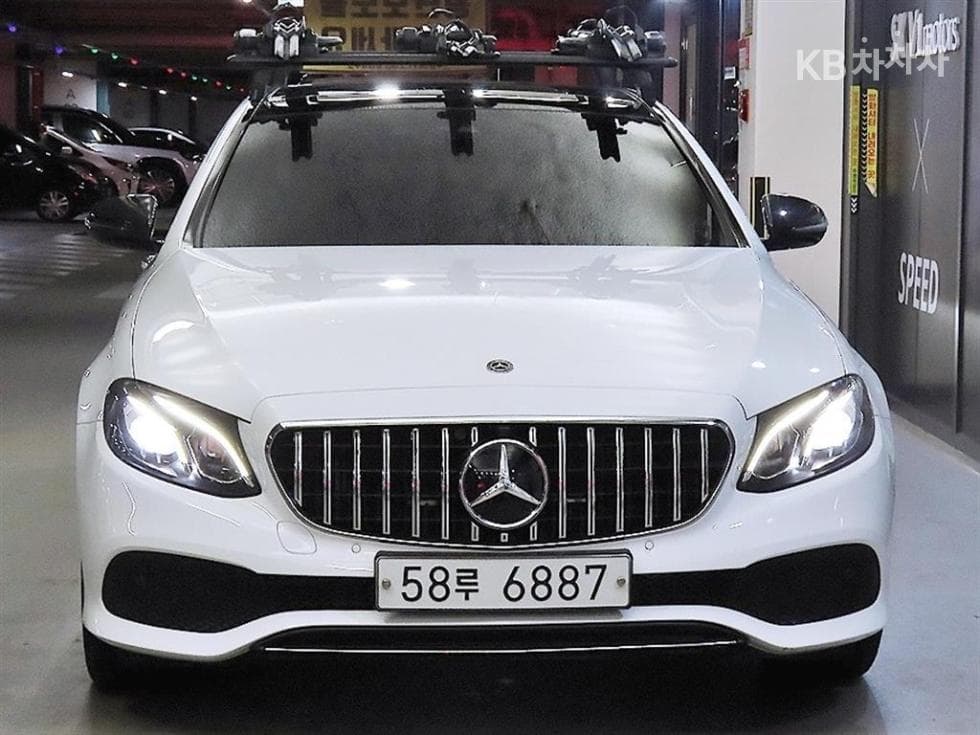 Mercedes-Benz E-Клас (W213)E300 Avantgarde - 2