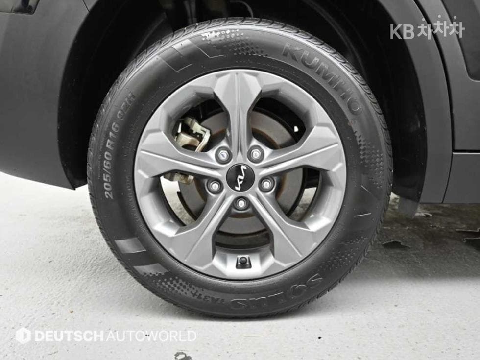 Kia Seltos1.6 Gasoline Turbo 2WD Trendy - 5