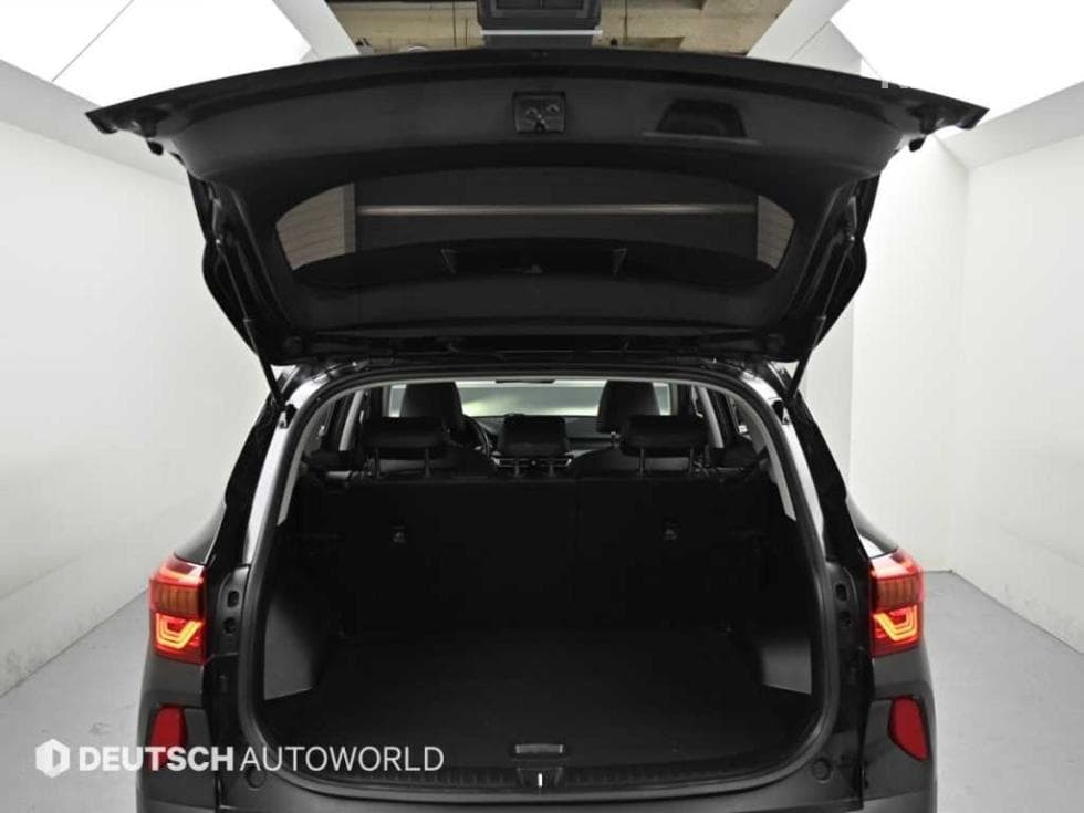Kia Seltos1.6 Gasoline Turbo 2WD Trendy - 19