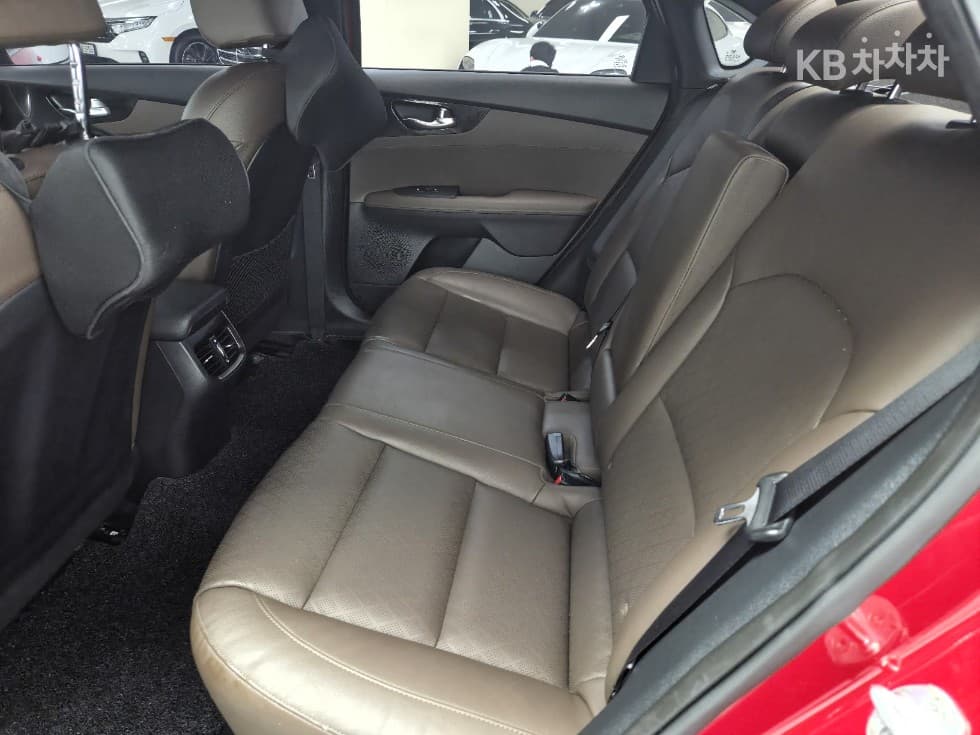 Kia All New K31.6 Gasoline Noblesse - 12