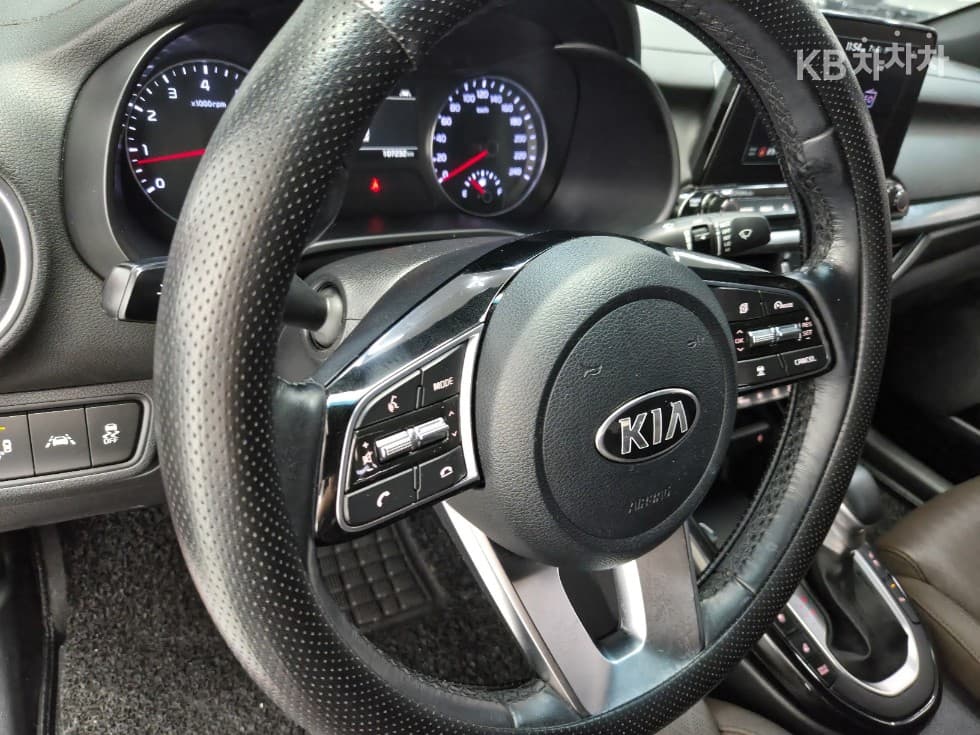 Kia All New K31.6 Gasoline Noblesse - 15