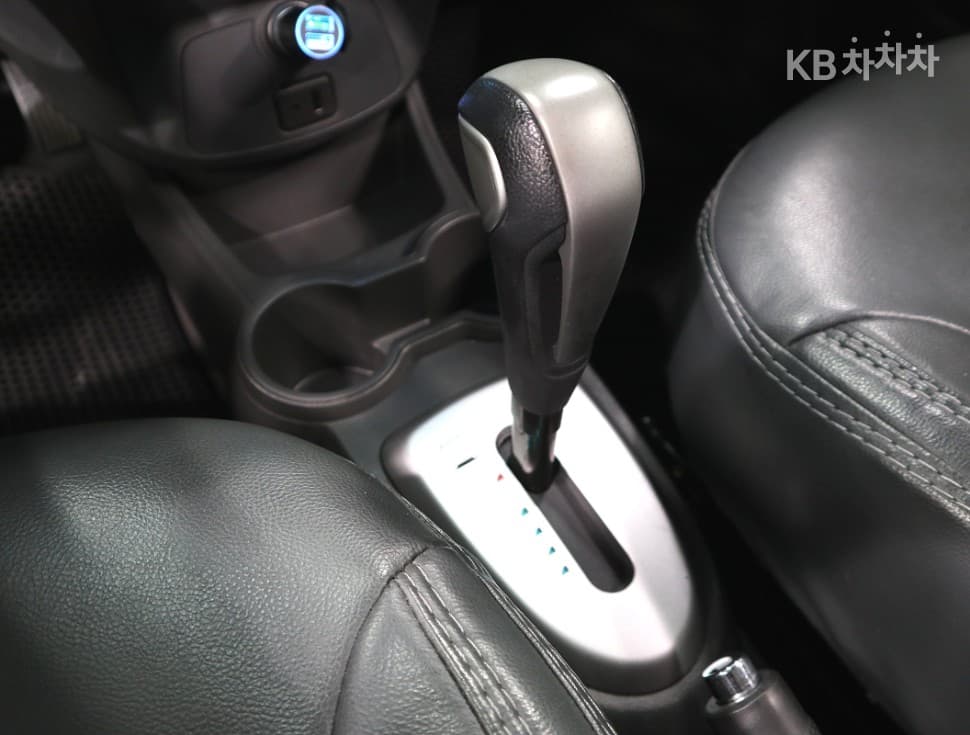 Джи Ем Корея Chevrolet СпаркLS Стандартен - 12