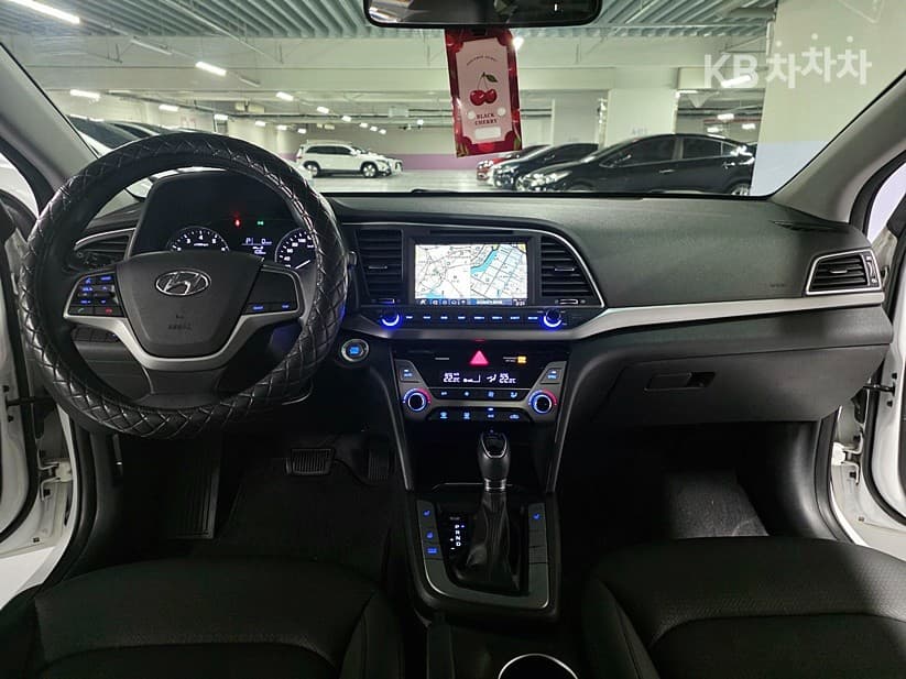 Hyundai Avante (Elantra)AD1.6 GDi Smart - 12