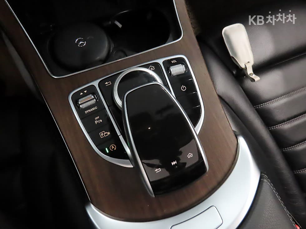 Mercedes-Benz The New (facelift) C-ClassC220 d 4Matic Exclusive W205 - 13