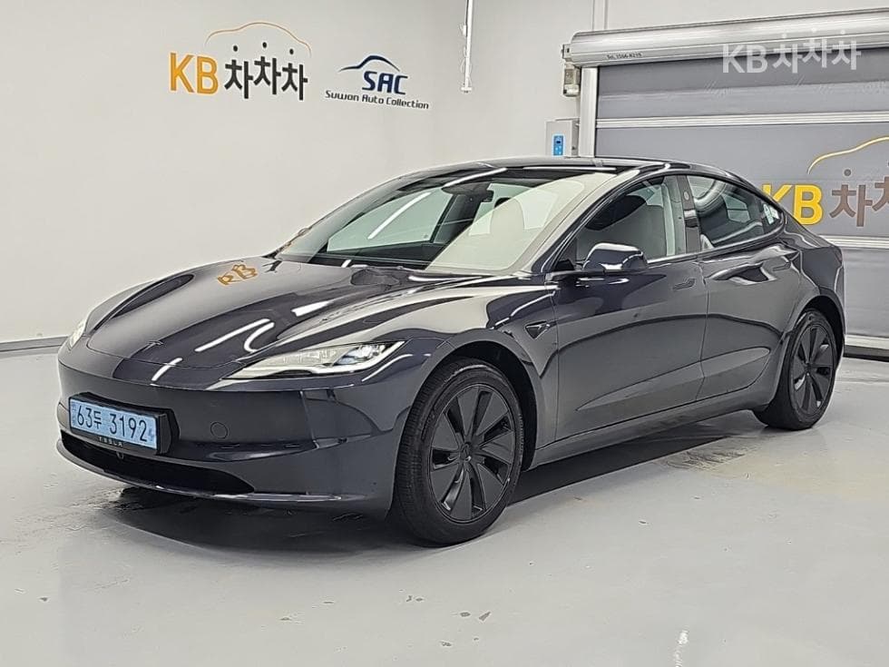 테슬라 Model 3 Long Range - Image 1