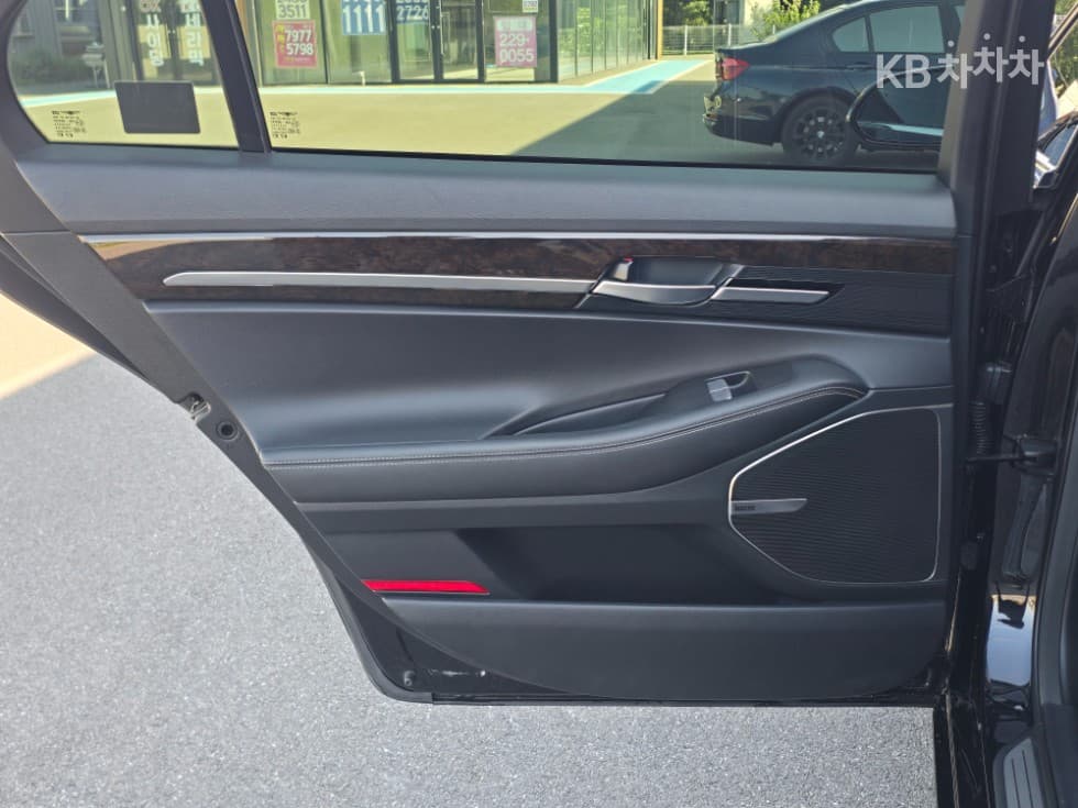 Genesis G903.8 GDi AWD Luxury - 9