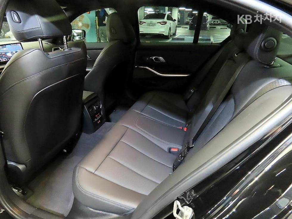 BMW 3 Серия (G20)320i M Sport - 7