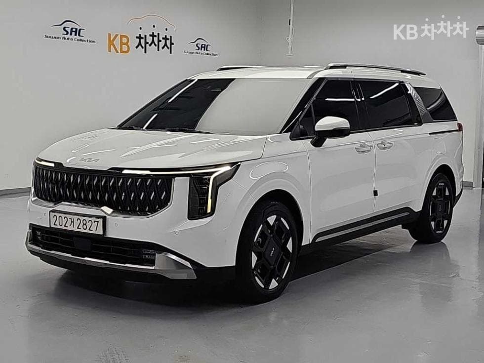 Kia The New (facelift) Carnival Hybrid 4th generation 1.6 HEV 9-seater Noblesse - Image 1