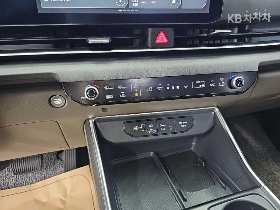 Kia The New (facelift) Carnival Hybrid 4th generation1.6 HEV 9-seater Noblesse - 10