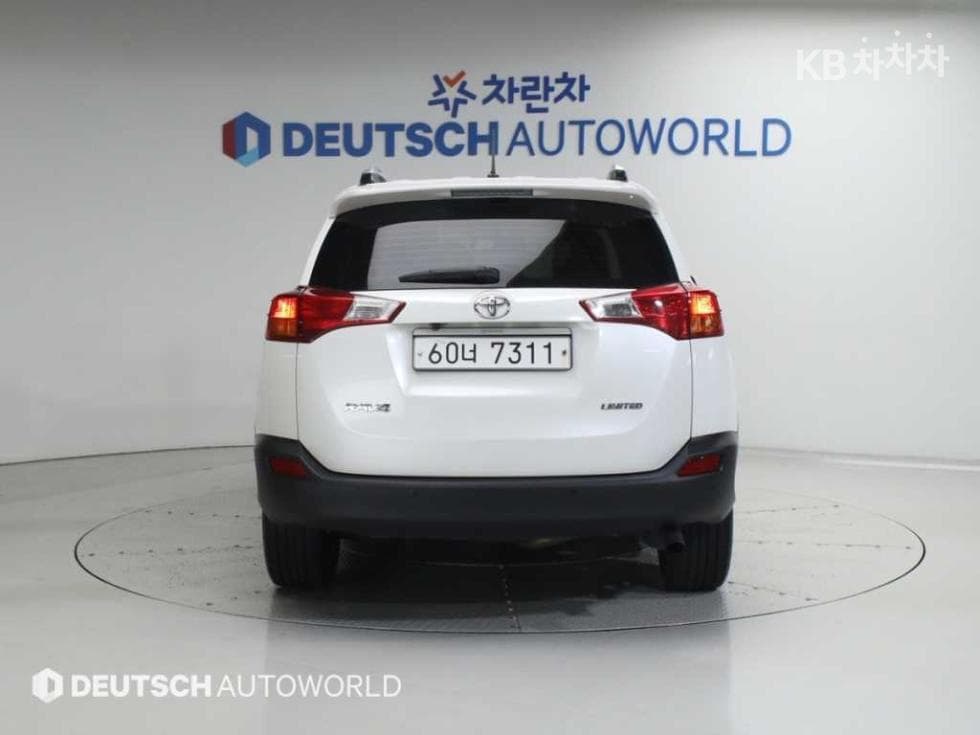 Toyota RAV42.5 2WD - 4