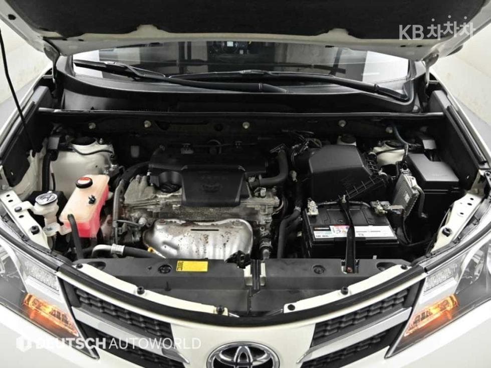 Toyota RAV42.5 2WD - 6
