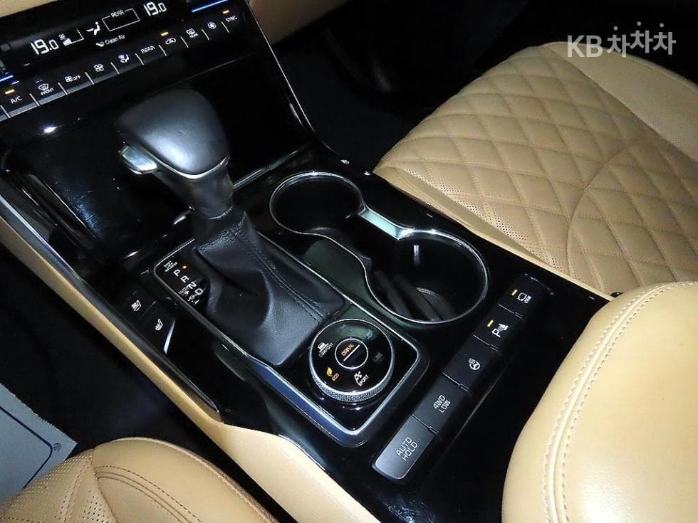 Kia Mohave 더마스터3.0 Diesel 4WD Masters - 12