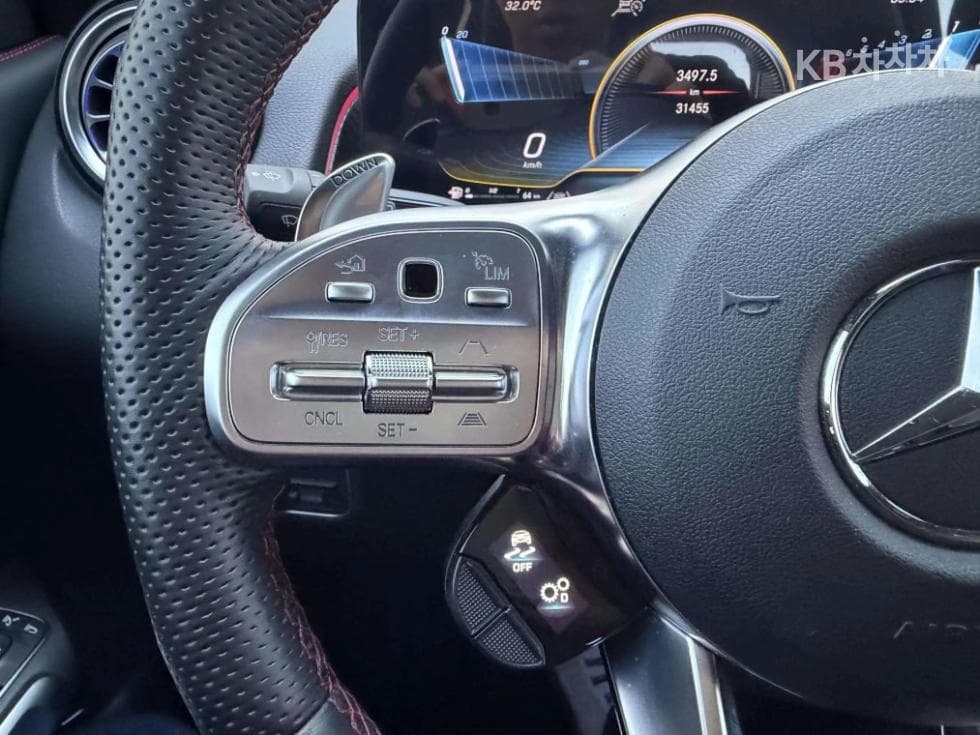 Mercedes-Benz GLB(X247)M-AMG GLB 35 4Matic - 15