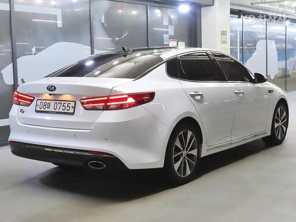 Kia K5 Second generation2.0 Gasoline SX Prestige - 4