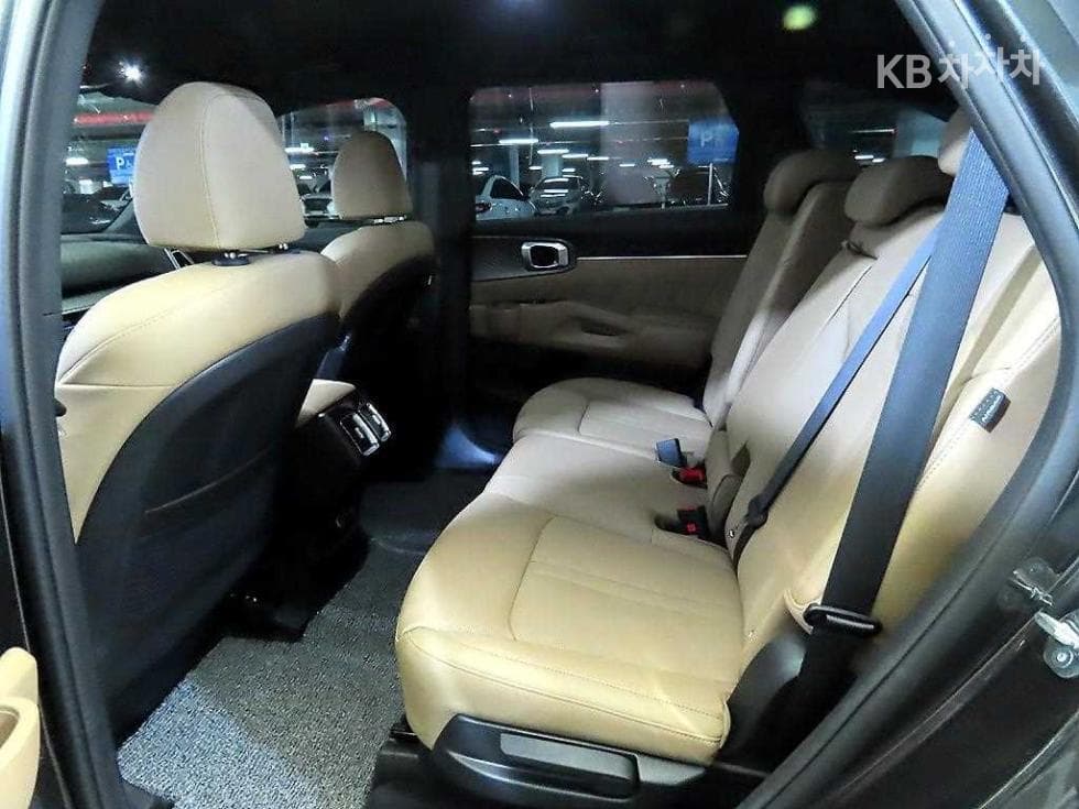 Kia The New (facelift) Sorento MQ42.5 T-GDI 2WD Signature - 7