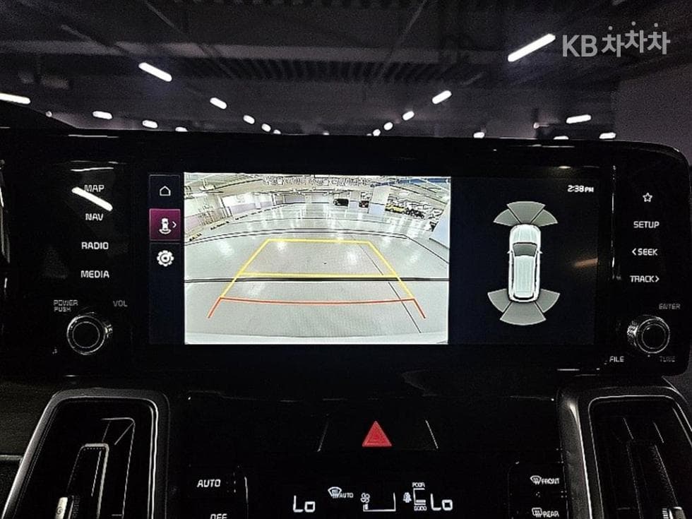 Киа Sorento 4-то поколение2.2 Дизел 2WD Престиж - 17